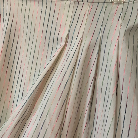 BCBGeneration white mini skirt with neon stripes - Picture 2 of 8